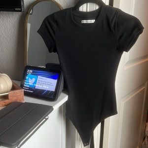 Short sleeve bodysuit